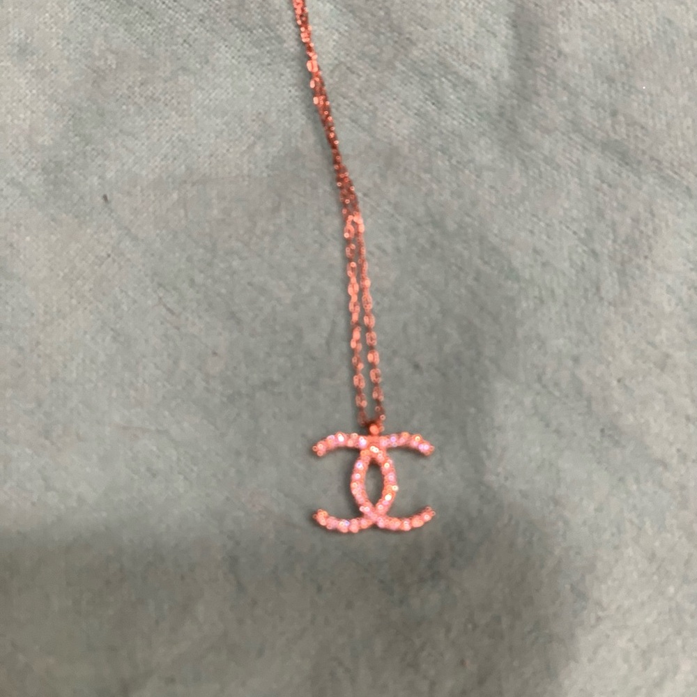 Brand new , rare Rose Gold Crystal  Necklace, great for Holidays gift - Picture 8 of 14